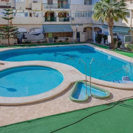 Apartment Santana -19 At Beach With Pool, Garage And Lift Торевьиа Экстерьер фото